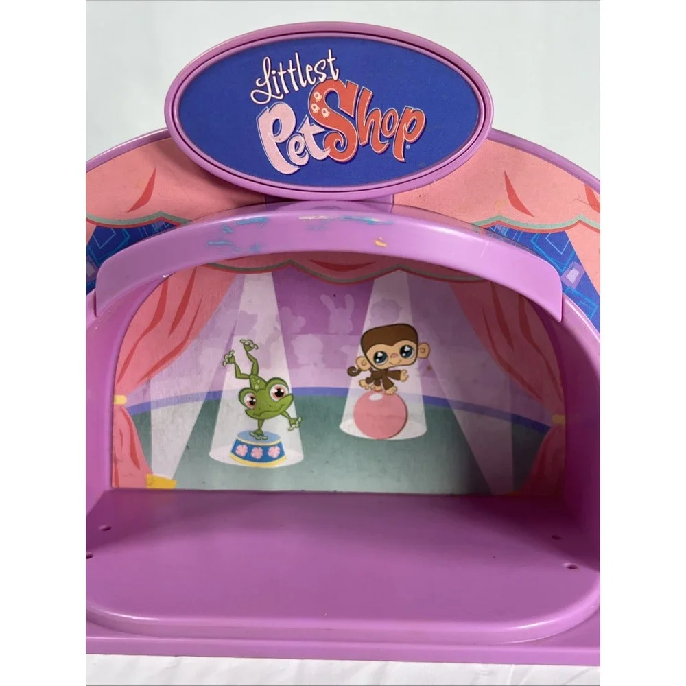 2007 Hasbro‎ Littlest Pet Shop Pink Stage Circus w/ Working Lights